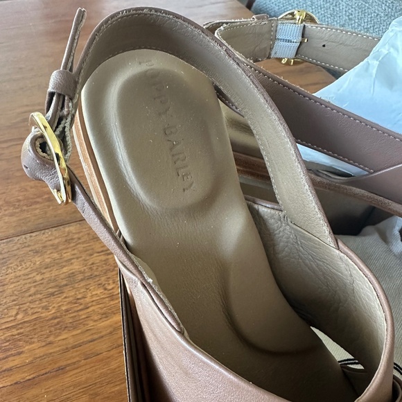 Poppy Barley Cross Town Sandal - As New - Picture 5 of 13